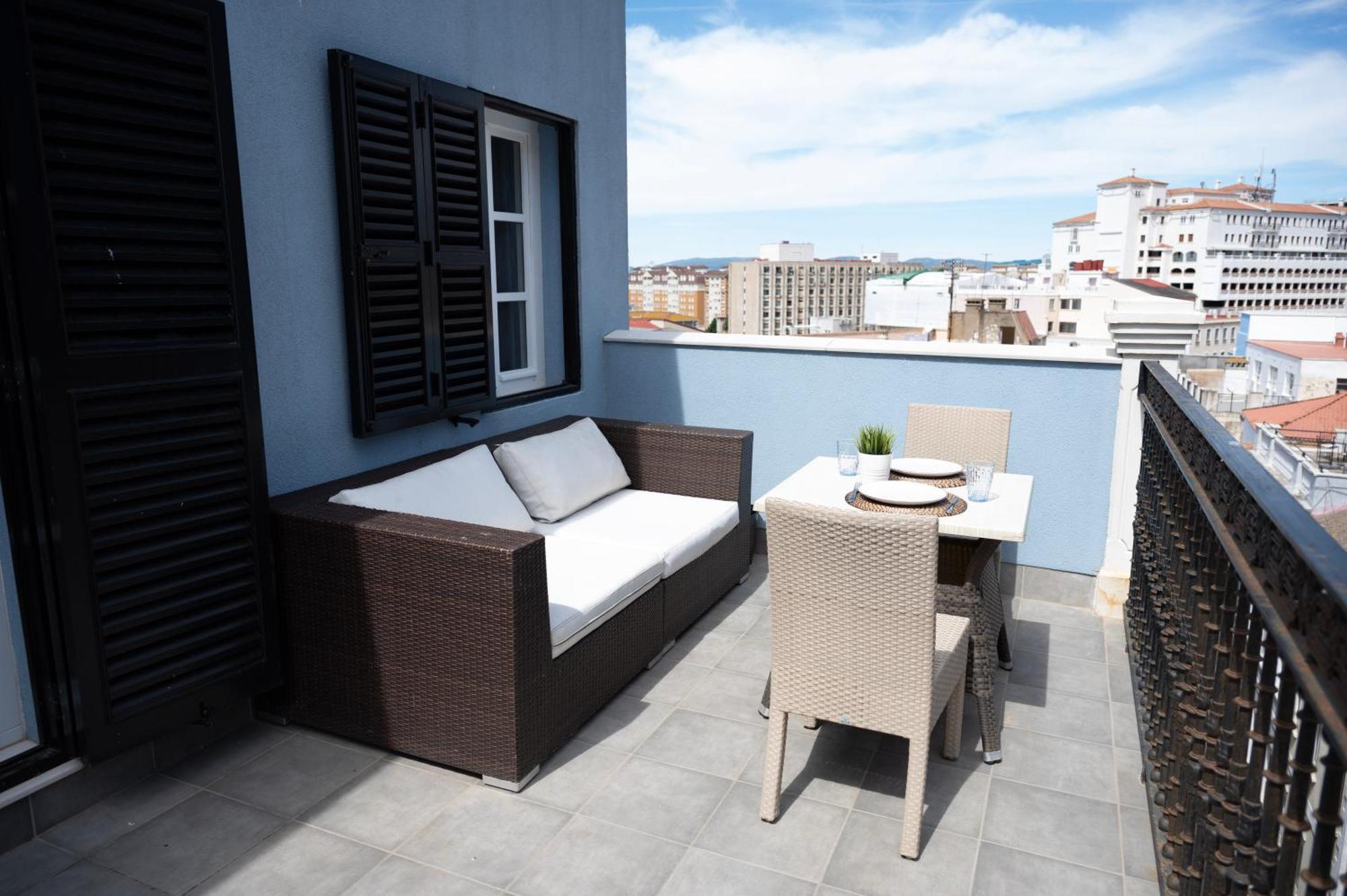 Master Penthouse Double Room Ensuite With Private Terrace - Grand Central House Gibraltar Exterior foto